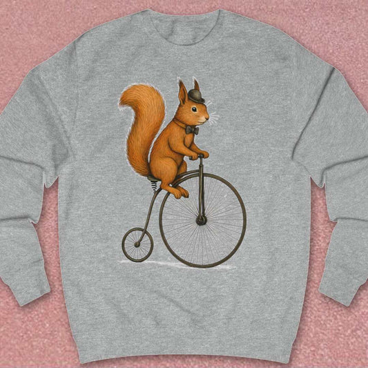 Eekhoorn op antieke fiets Sweater