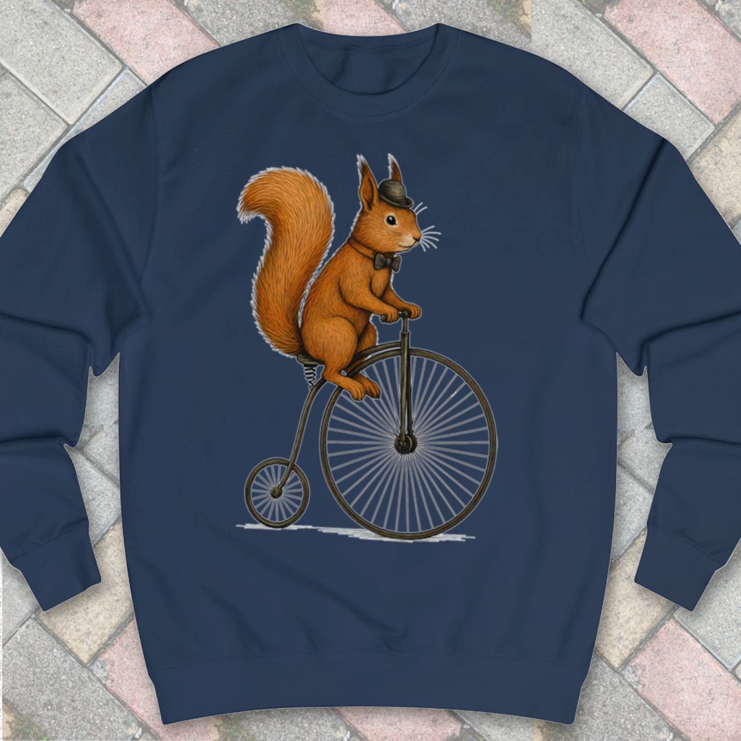 Eekhoorn op antieke fiets Sweater