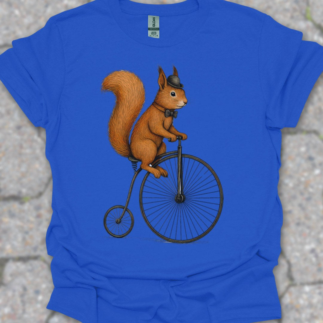 Eekhoorn op antieke fiets T‑Shirt