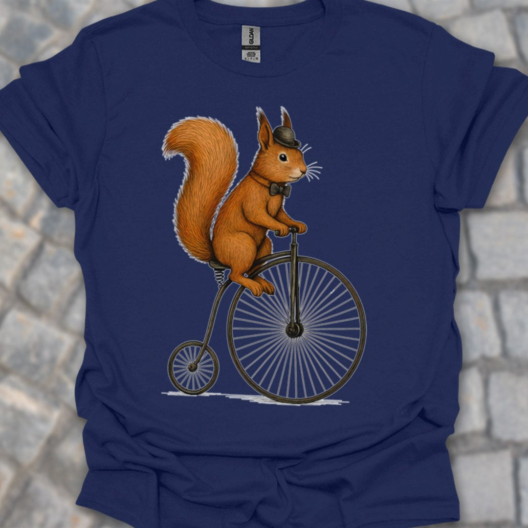 Eekhoorn op antieke fiets T‑Shirt