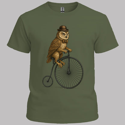 Uil op antieke fiets T‑Shirt