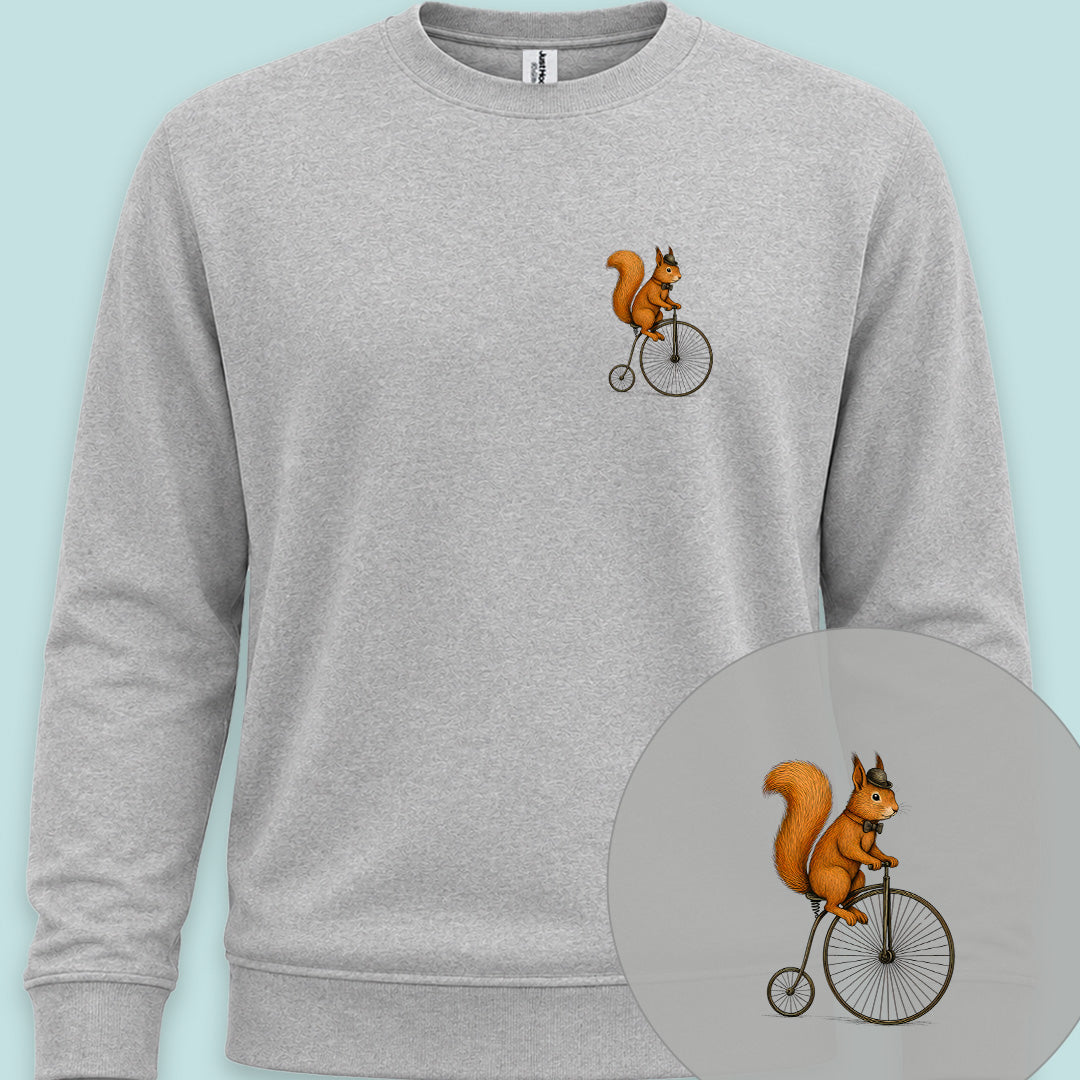 Eekhoorn op antieke fiets Sweater