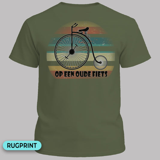 Op een oude fiets rugprint T‑Shirt