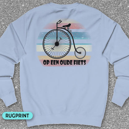 Op een oude fiets rugprint Sweater
