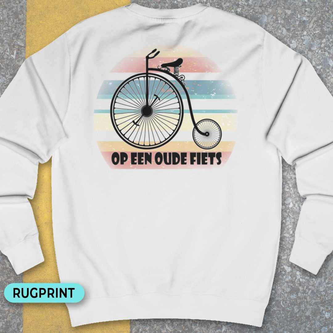 Op een oude fiets rugprint Sweater