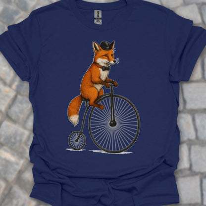 Vos op antieke fiets T‑Shirt