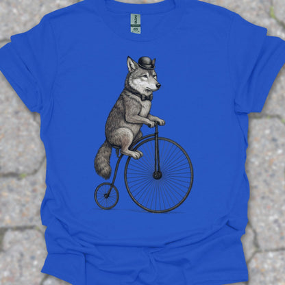 Wolf op antieke fiets T‑Shirt