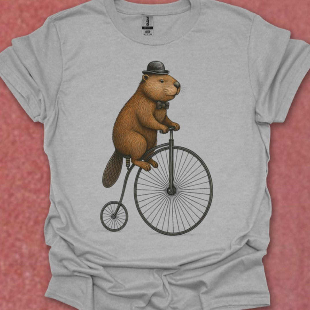 Bever op antieke fiets T‑Shirt