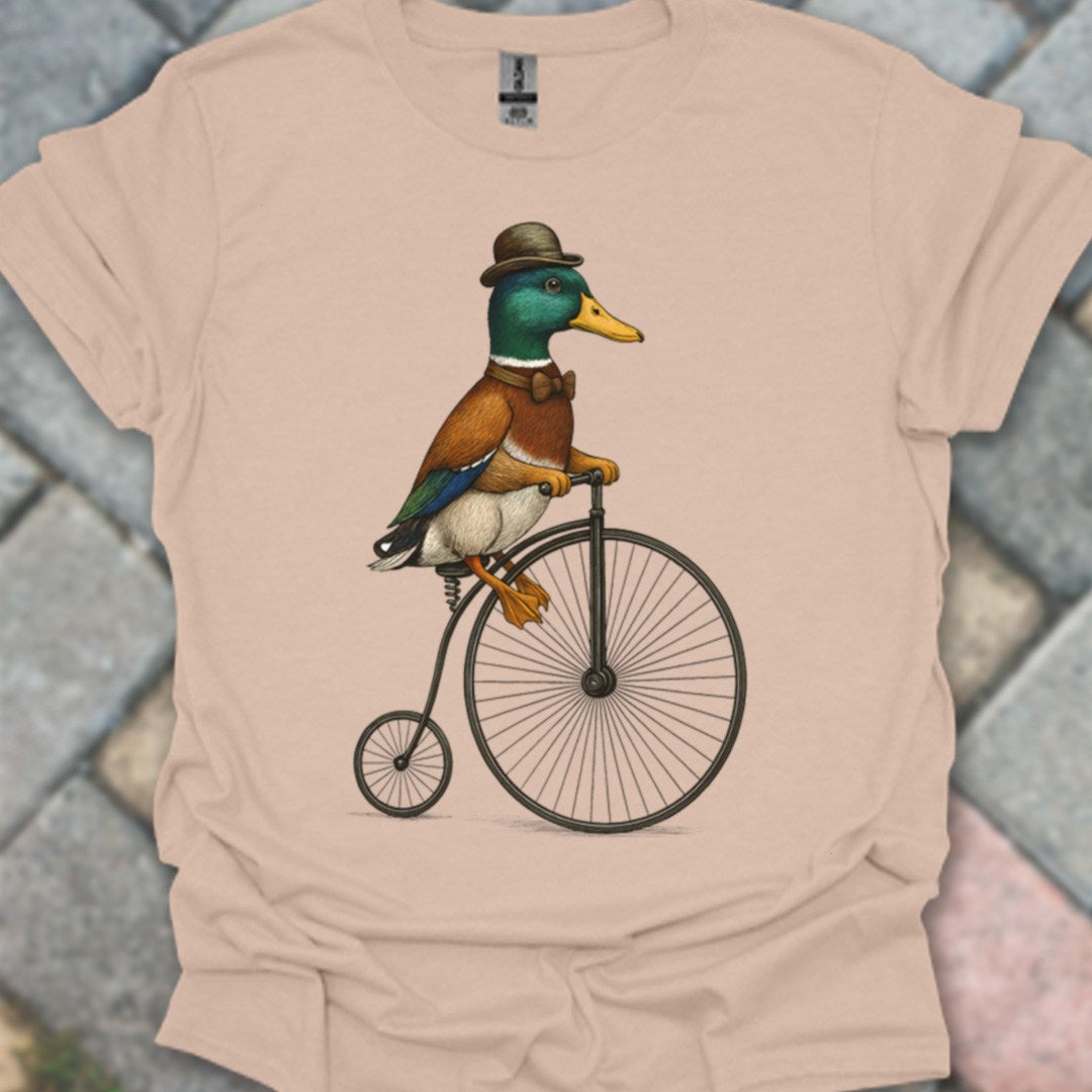 Woerd op antieke fiets T‑Shirt